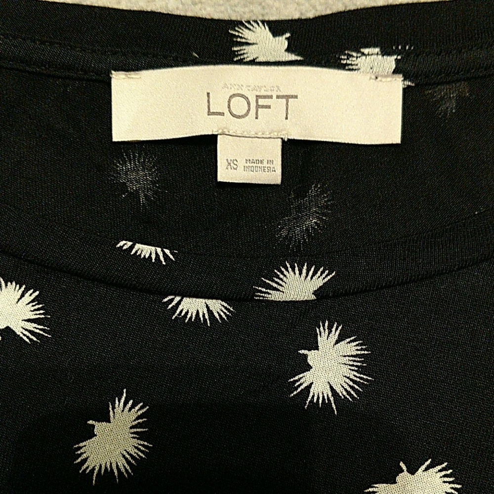 LOFT Tiered Ruffle Hem Tee - Picture 2 of 4